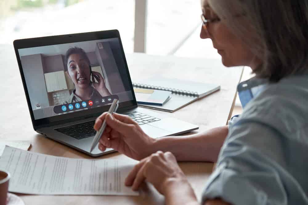 Enhancing employee experience via video chat meeting.